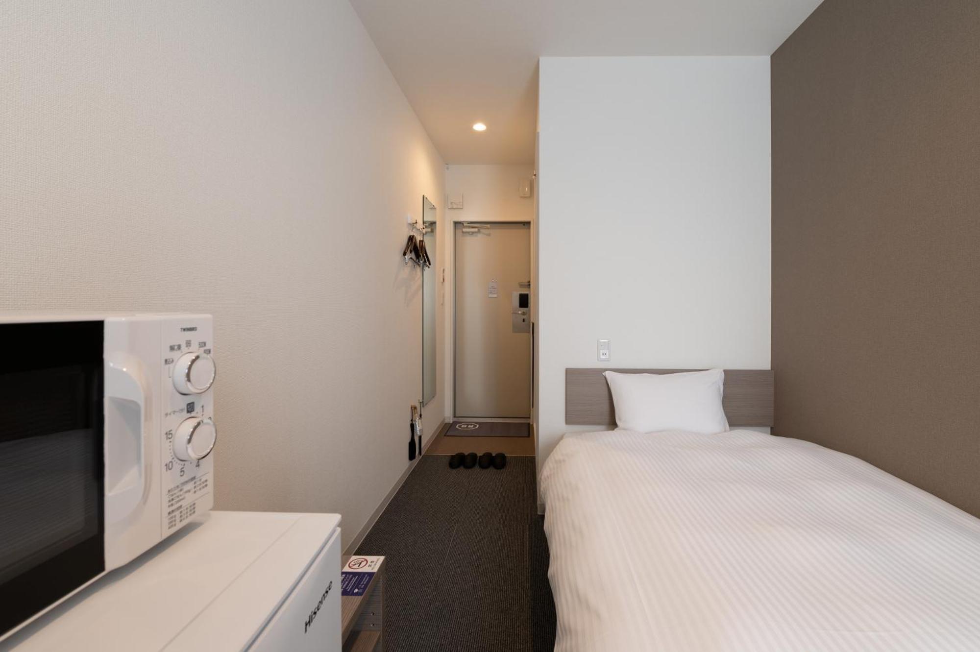 Hotel R9 The Yard Ashikagaekinishi Екстер'єр фото